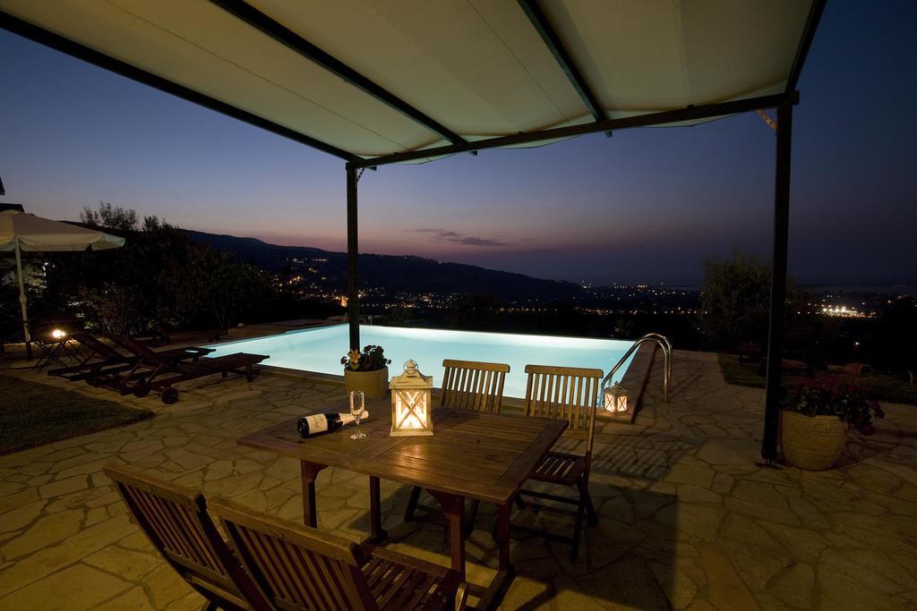 Gatsoulis Villas Apolpaina Exterior foto